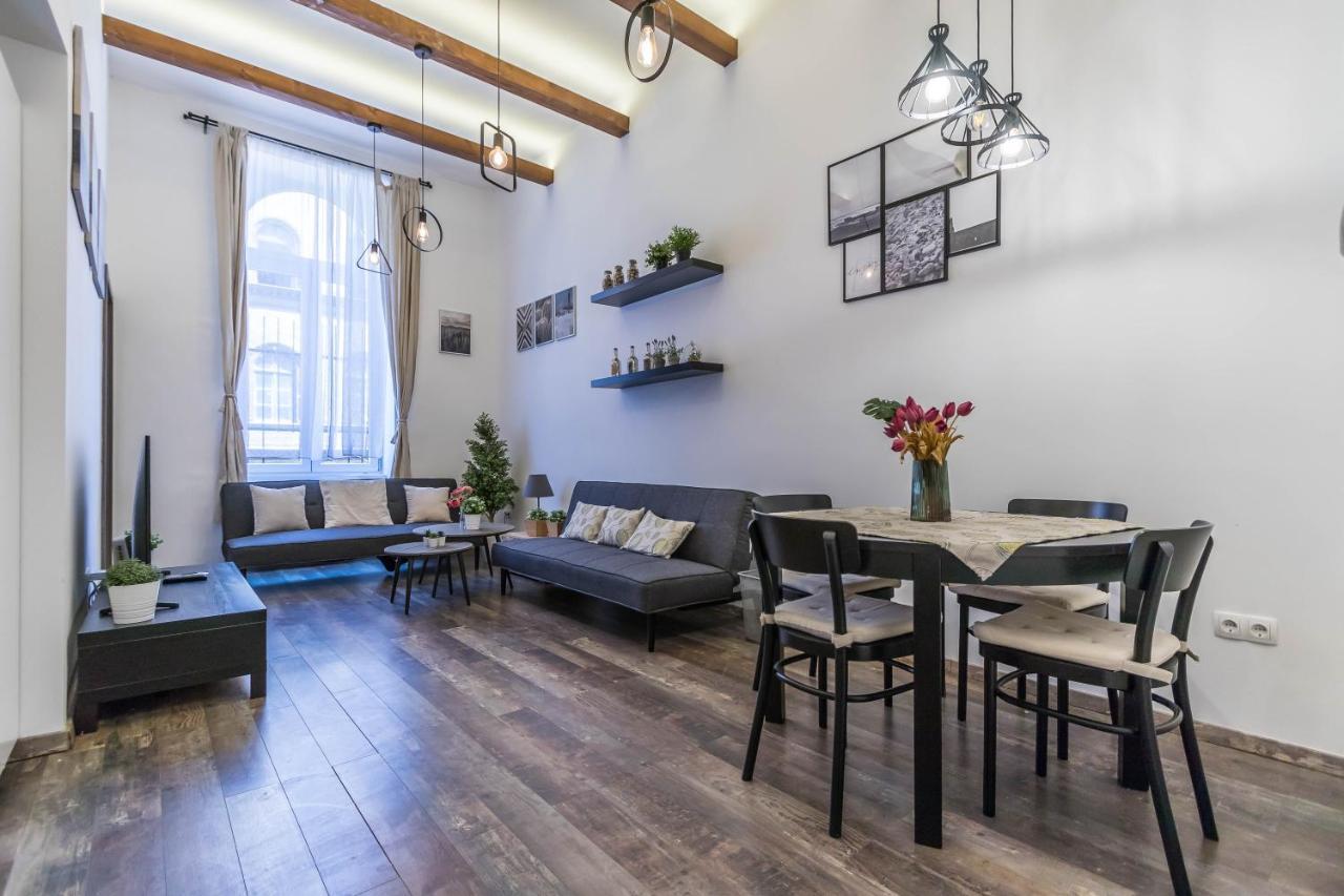 Katarina Apartment Blaha Square Budapest Exterior photo
